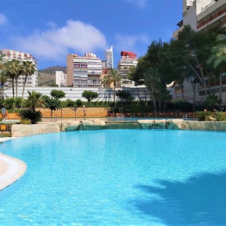 Gemelos 22-1-16 Benidorm Buitenkant foto