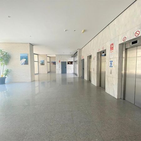 Gemelos 22-1-16 Benidorm Buitenkant foto